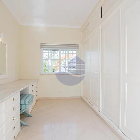 Luxury Suites, Heated Outdoor Pool *