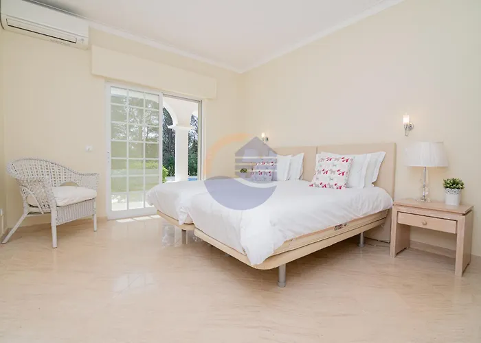 Luxury Suites, Heated Outdoor Pool * Portimao