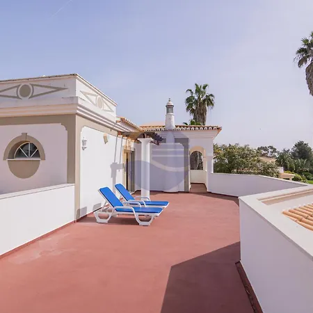 Luxury Suites, Heated Outdoor Pool פורטימאו